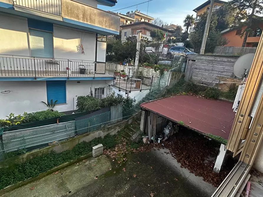 Immagine 7 di Casa bifamiliare in vendita  a Pescara