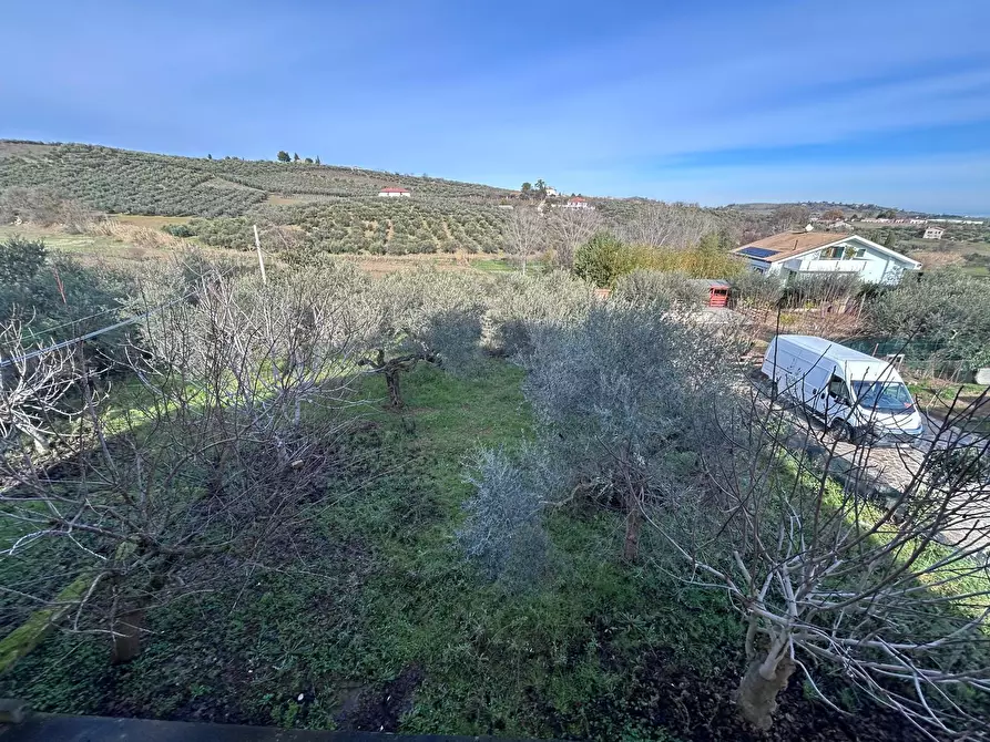 Immagine 15 di Casa indipendente in vendita  a Pescara