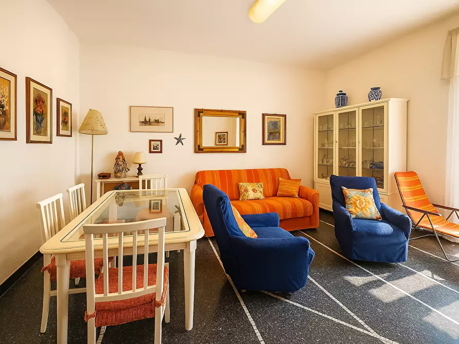 Immagine 8 di Bilocale in vendita  a Rapallo