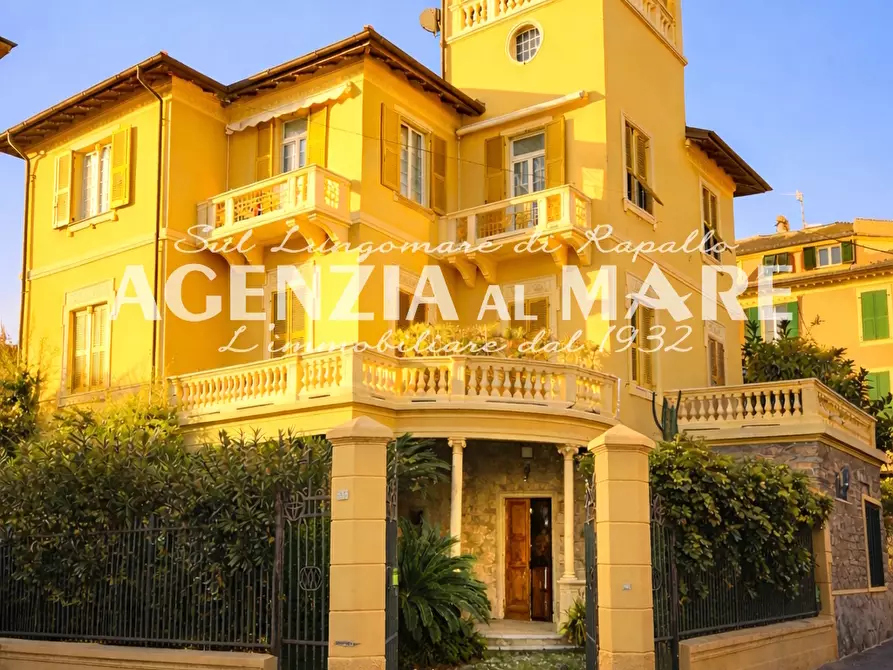 Immagine 1 di Quadrilocale in vendita  a Chiavari