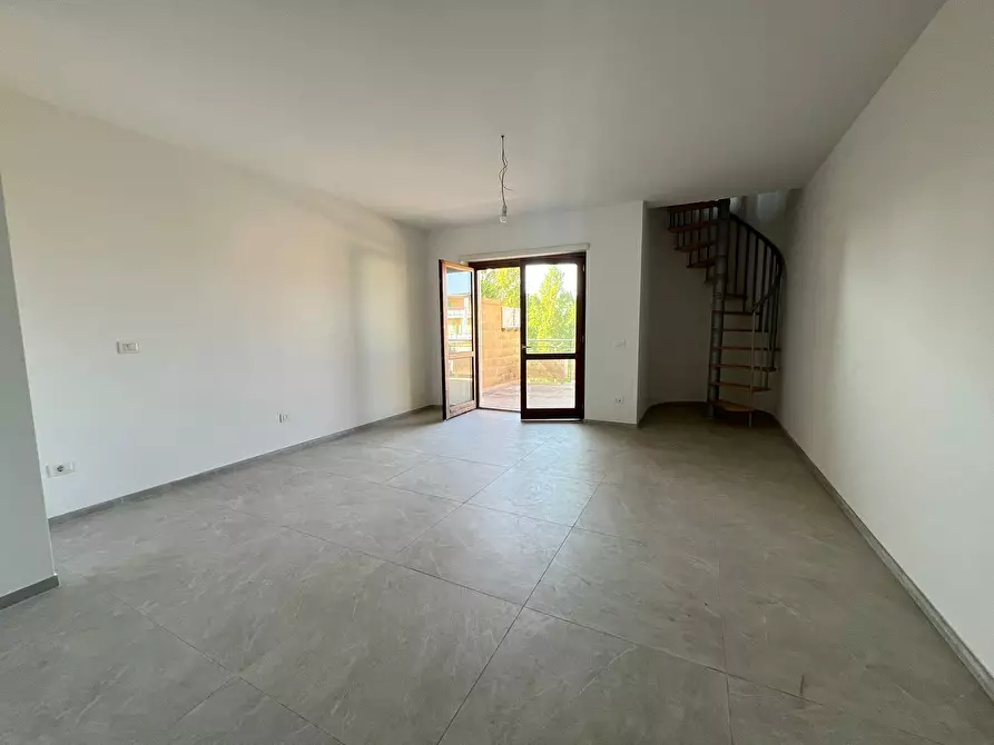 Immagine 5 di Bilocale in vendita  a Capena