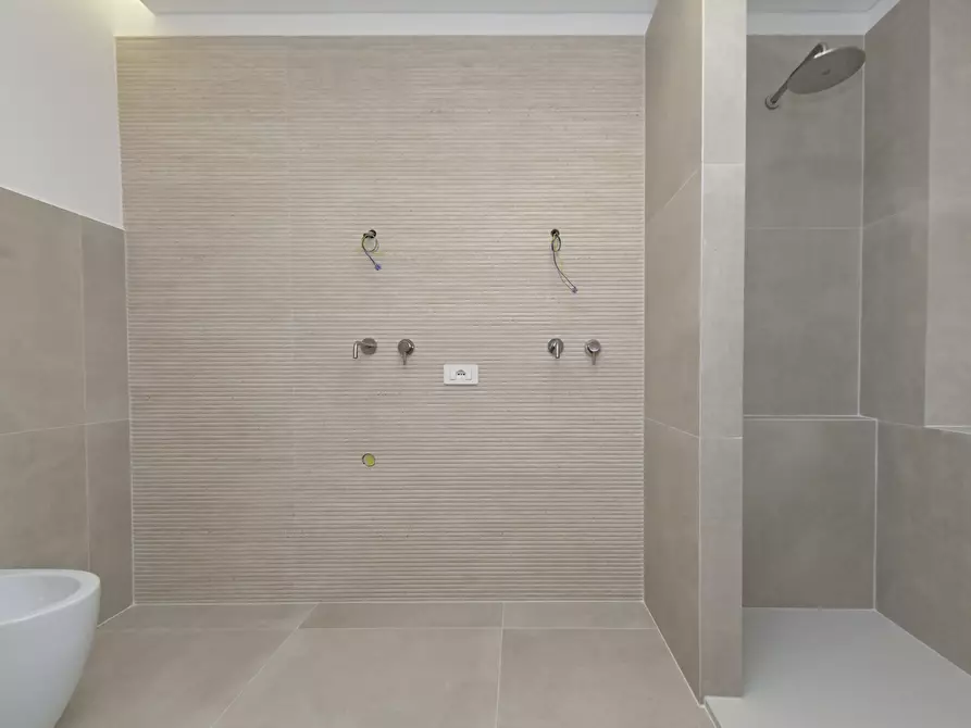 Immagine 36 di Quadrilocale in vendita  in Via Eusebio Bava 20 bis a Torino