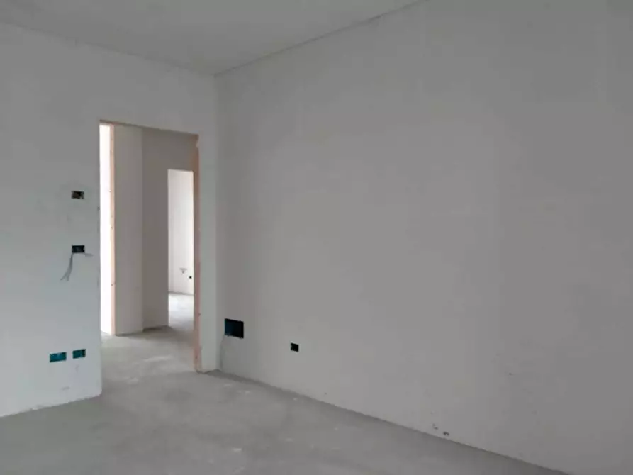 Immagine 23 di Quadrilocale in vendita  in Via Pietro Cossa 105 a Torino