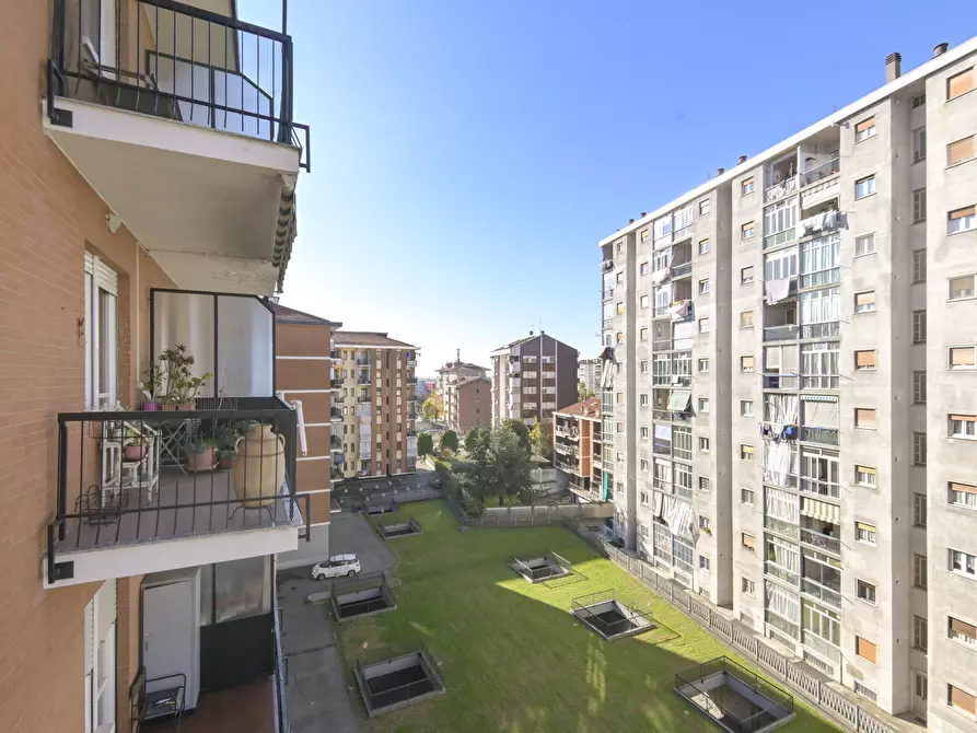 Immagine 36 di Quadrilocale in vendita  in Corso Francia 71 a Collegno