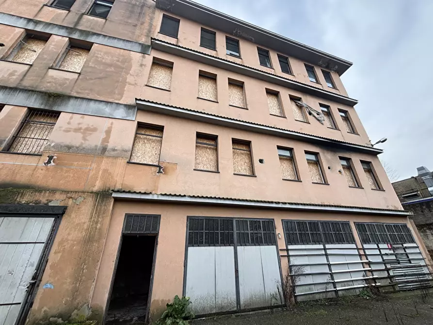 Immagine 6 di Attività artigianale in vendita  in Strada dell'Arrivore 25 a Torino