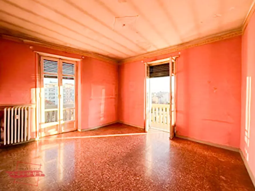 Immagine 9 di Bilocale in vendita  in Piazza Generale Carlo di Robilant 8 a Torino