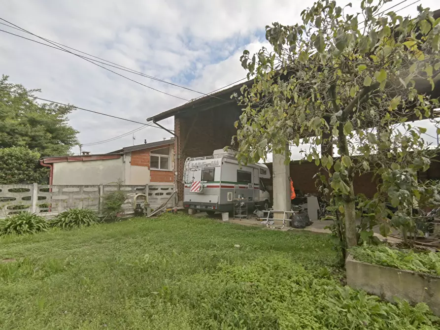 Immagine 94 di Porzione di casa in vendita  in frazione Boschi 136 a Barbania