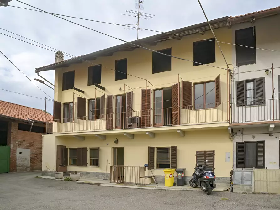 Immagine 4 di Porzione di casa in vendita  in frazione Boschi 136 a Barbania