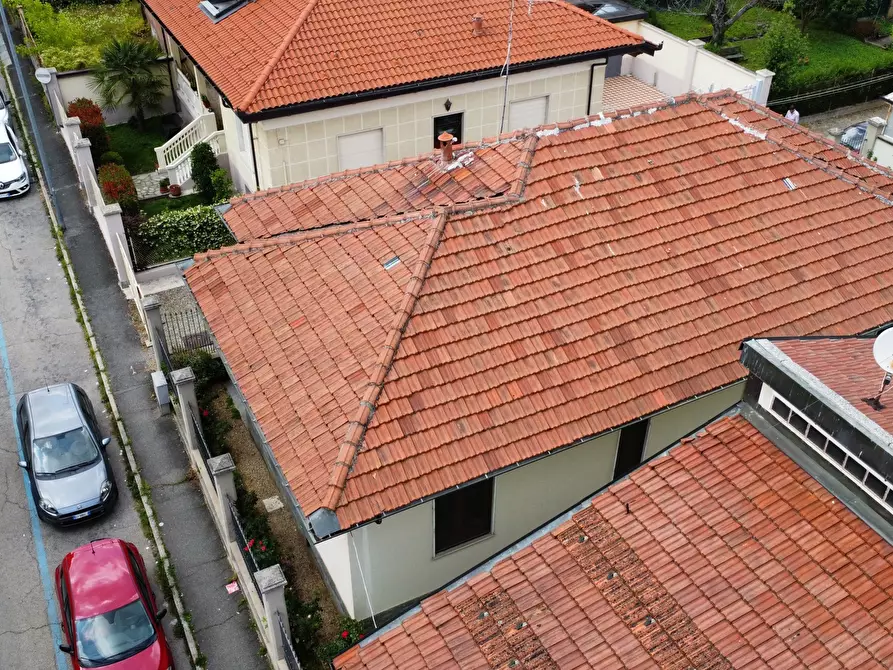 Immagine 4 di Villa in vendita  in via nazario sauro 45 a Venaria Reale