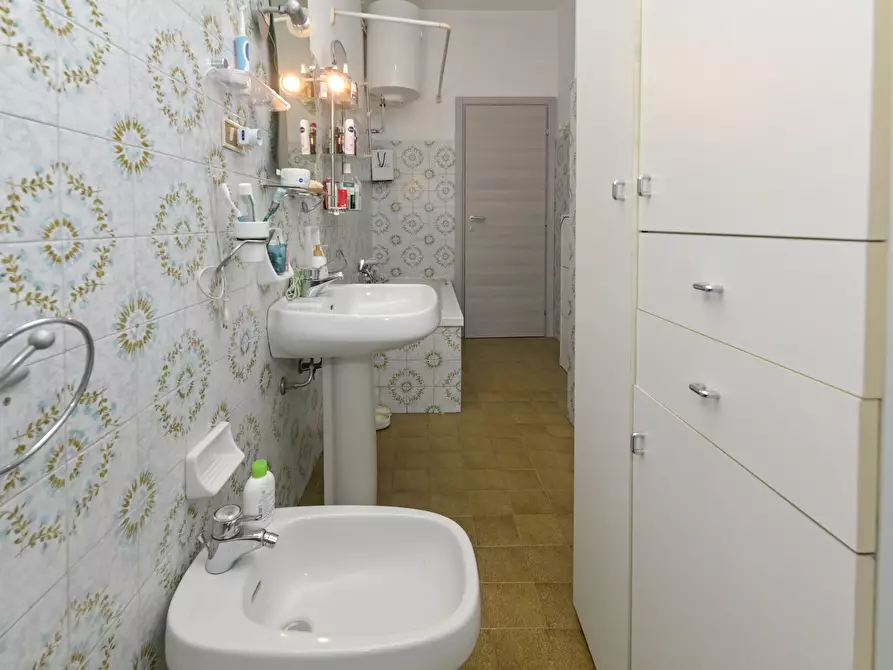Immagine 41 di Quadrilocale in vendita  in Via Nicomede Bianchi 102 a Torino