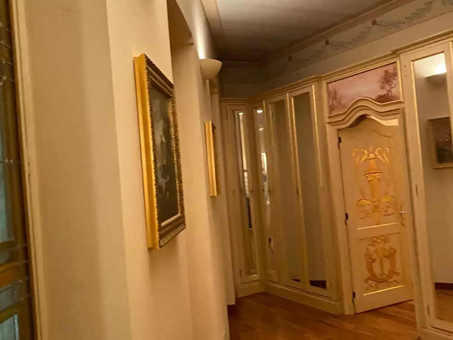 Immagine 33 di Villa in vendita  a Moncalieri