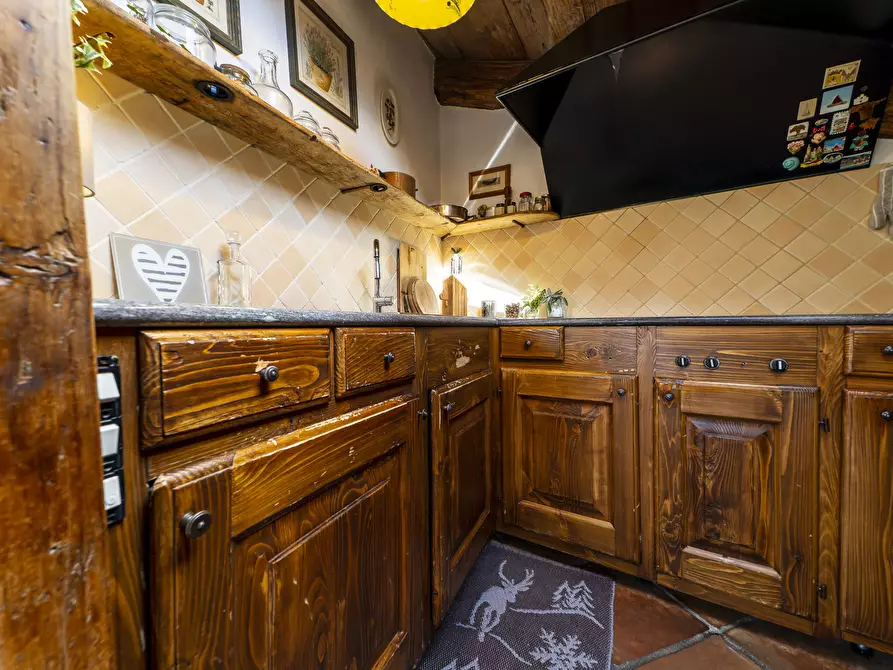 Immagine 23 di Baita in vendita  in Borgata Gleise 30 a Bardonecchia