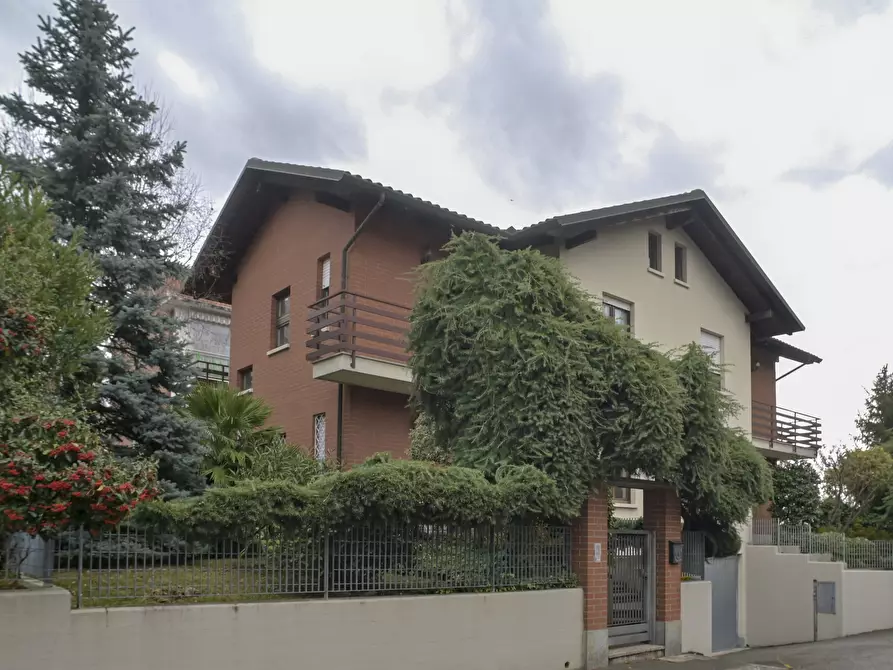 Immagine 1 di Porzione di casa in vendita  in via torino 132 a Lanzo Torinese