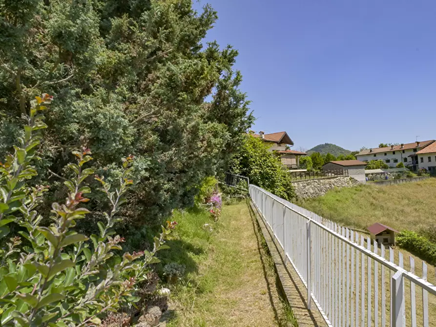 Immagine 13 di Villa in vendita  in via luinengo cossi 61 a Borgiallo