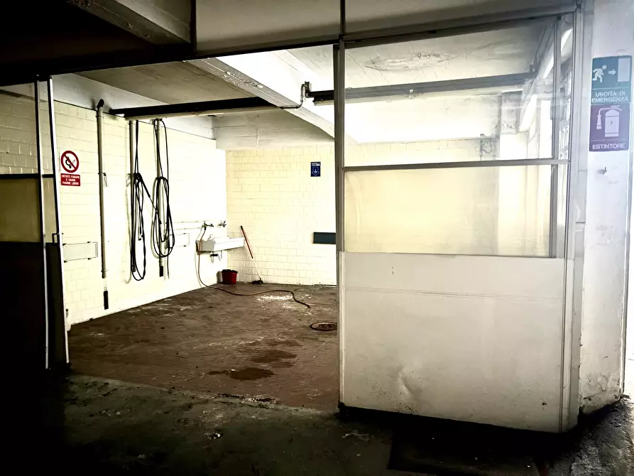 Immagine 17 di Capannone industriale in vendita  in Via Parella 3 a Torino