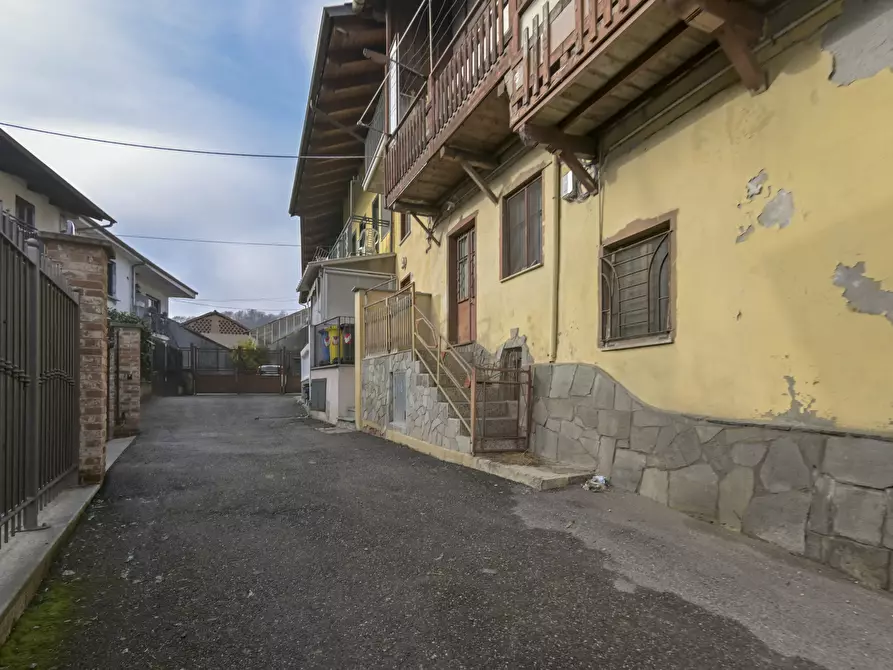 Immagine 4 di Porzione di casa in vendita  in via salvatore mura 18 a Front