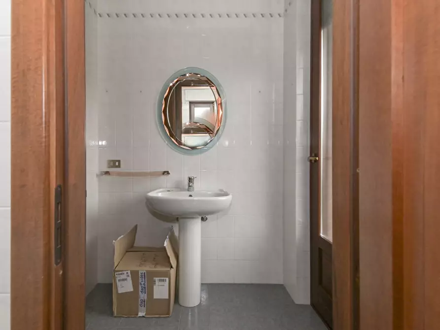 Immagine 44 di Porzione di casa in vendita  in via torino 132 a Lanzo Torinese