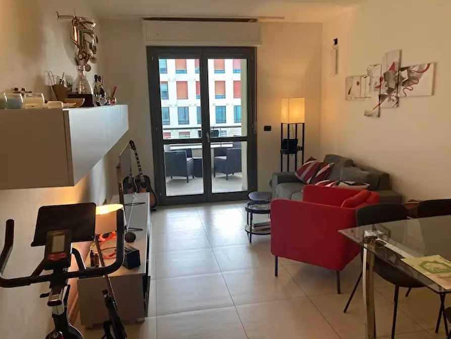 Immagine 17 di Appartamento in vendita  a Pisa