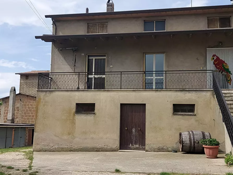 Immagine 1 di Porzione di casa in vendita  a Fratta Todina