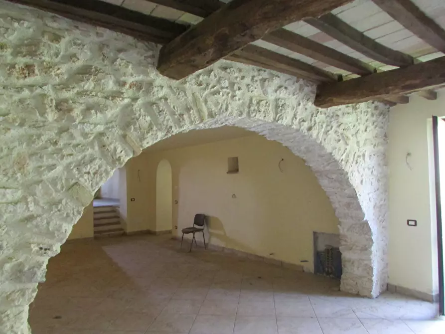 Immagine 21 di Porzione di casa in vendita  a Massa Martana