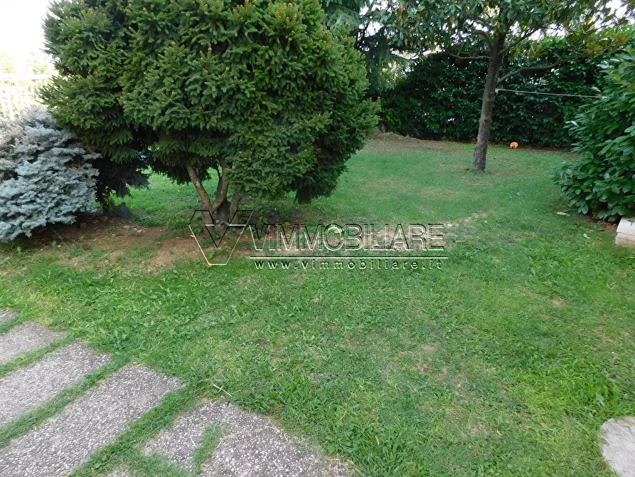 Immagine 12 di Trilocale in affitto  a Albettone