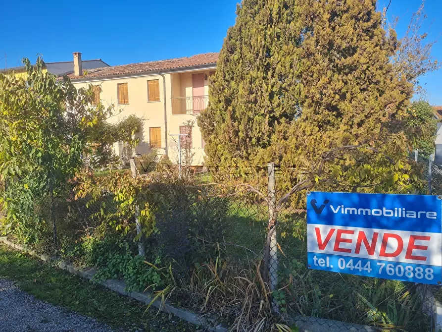 Immagine 2 di Casa trifamiliare in vendita  in via bergoncino 145 a Noventa Vicentina