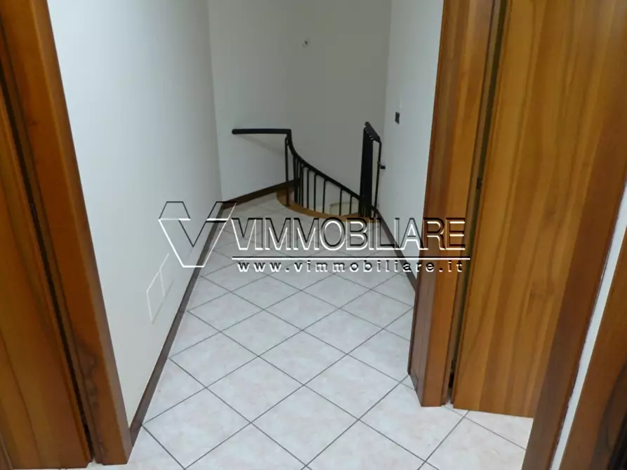 Immagine 11 di Quadrilocale in vendita  in via Andrea Palladio 6 int.4 a Poiana Maggiore