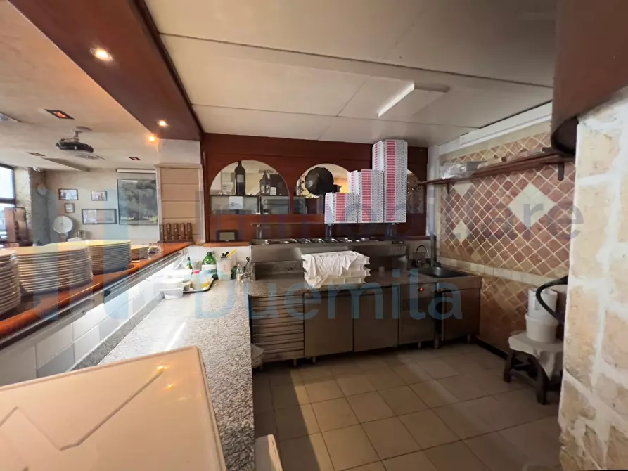 Immagine 25 di Bar / Ristorante in vendita  a Bologna