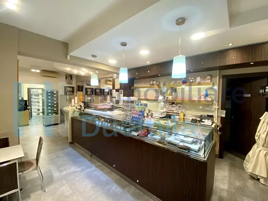 Immagine 2 di Bar / Ristorante in vendita  a Bologna