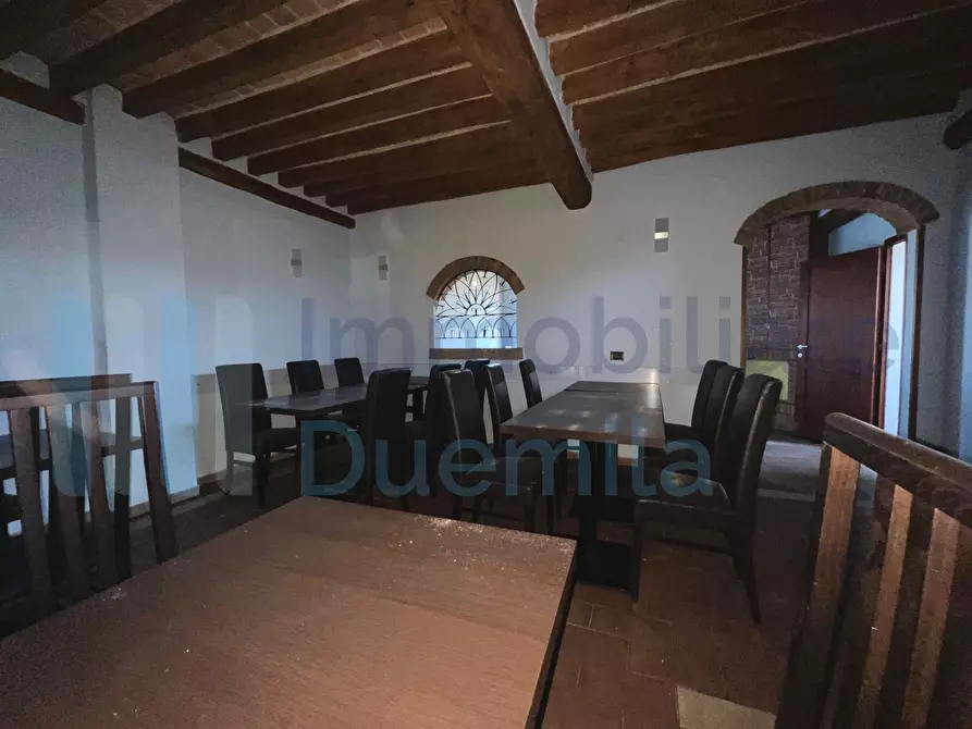 Immagine 8 di Locale commerciale in affitto  a Baricella