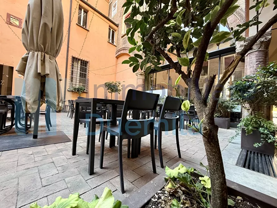 Immagine 38 di Bar / Ristorante in vendita  a Bologna