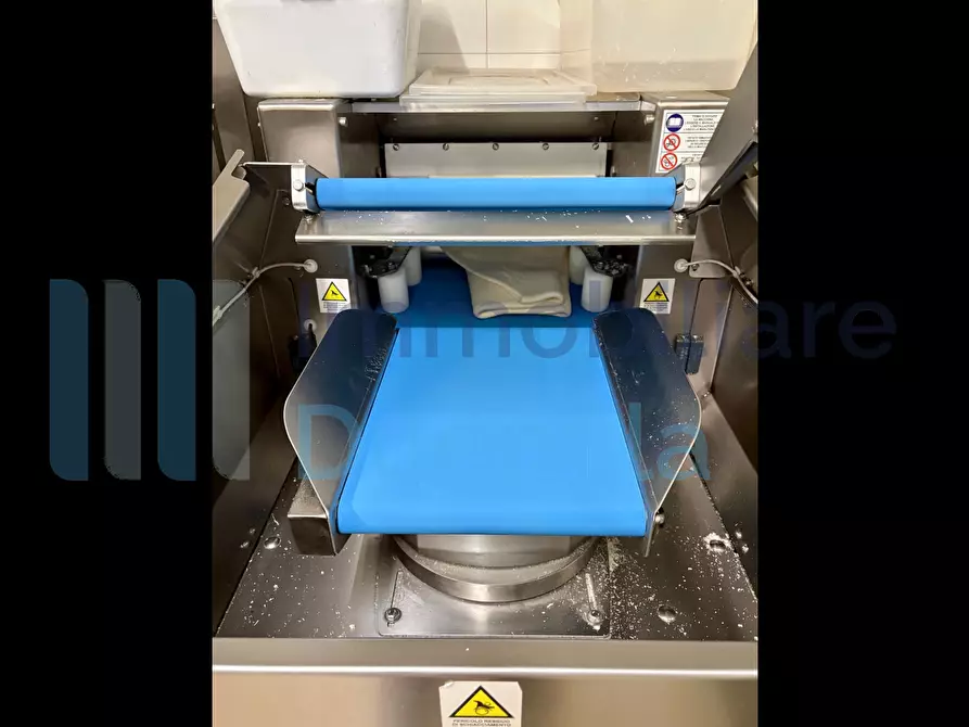 Immagine 7 di Attività artigianale in vendita  a San Giorgio Di Piano