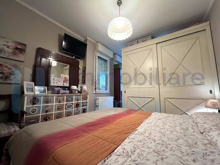 Immagine 32 di Pentalocale in vendita  a Bologna