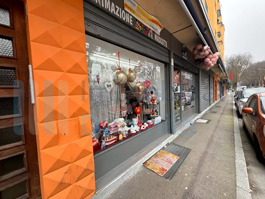 Immagine 20 di Attività commerciale in vendita  a Bologna