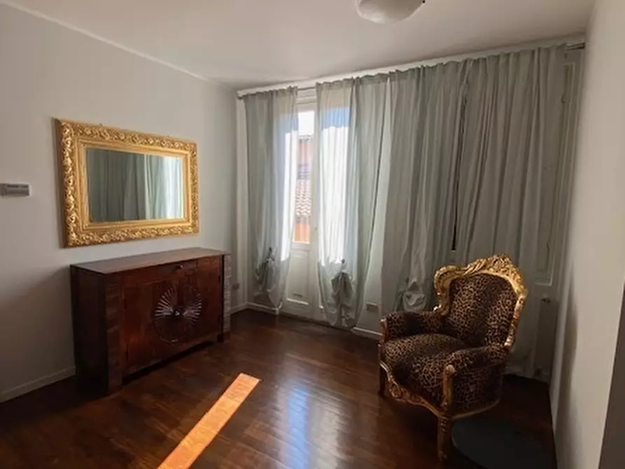 Immagine 4 di Quadrilocale in affitto  in Via Annunciata 9 a Desenzano Del Garda