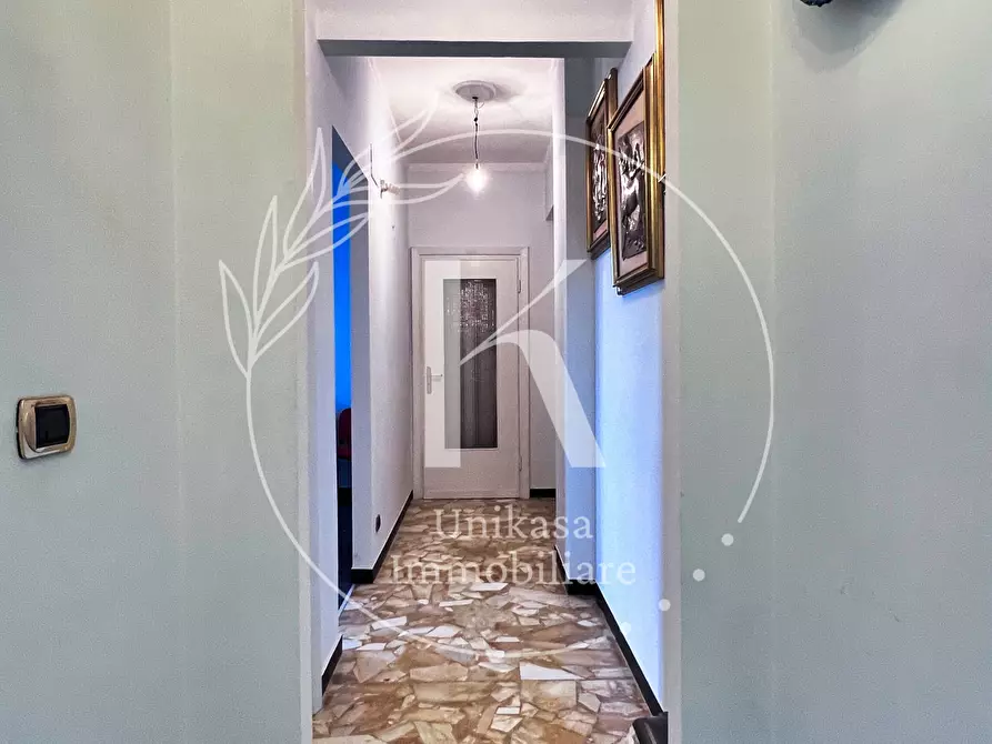 Immagine 9 di Bilocale in vendita  in Corso Viglienzoni 6 a Savona