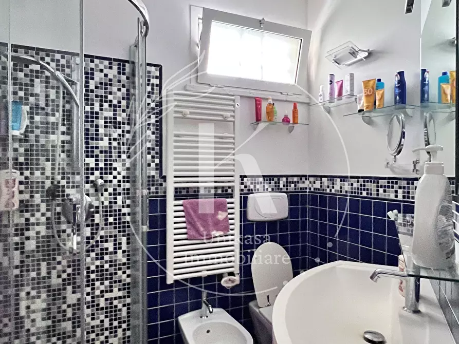 Immagine 35 di Quadrilocale in vendita  in Via Aurelia 454 a Vado Ligure