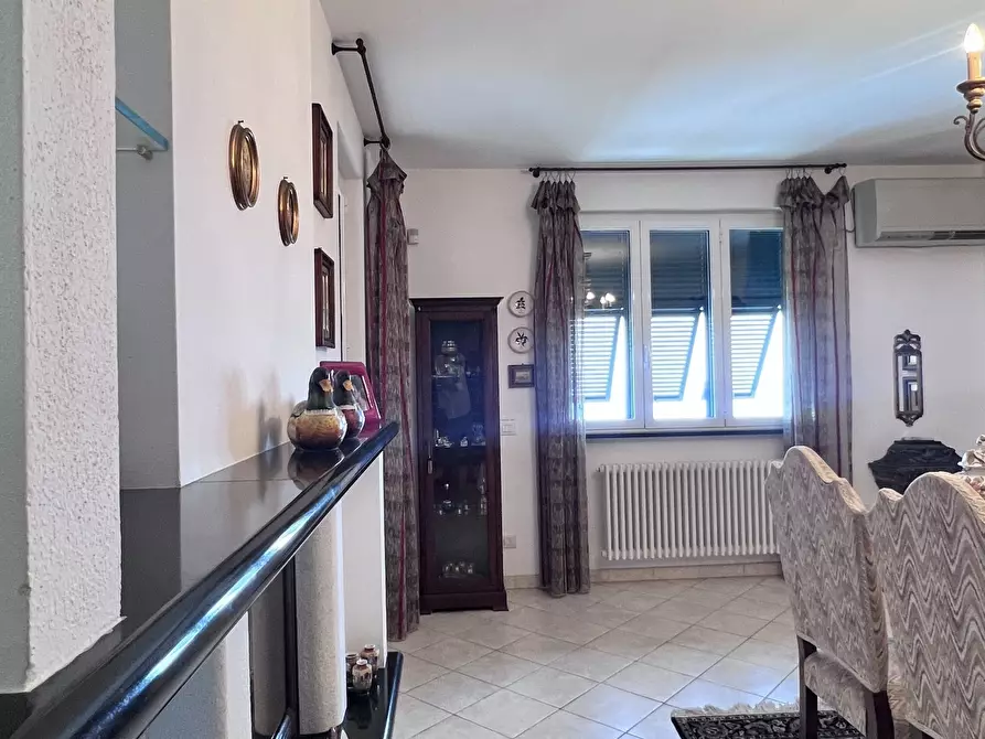 Immagine 45 di Villa in vendita  in Via Alla Strà a Savona