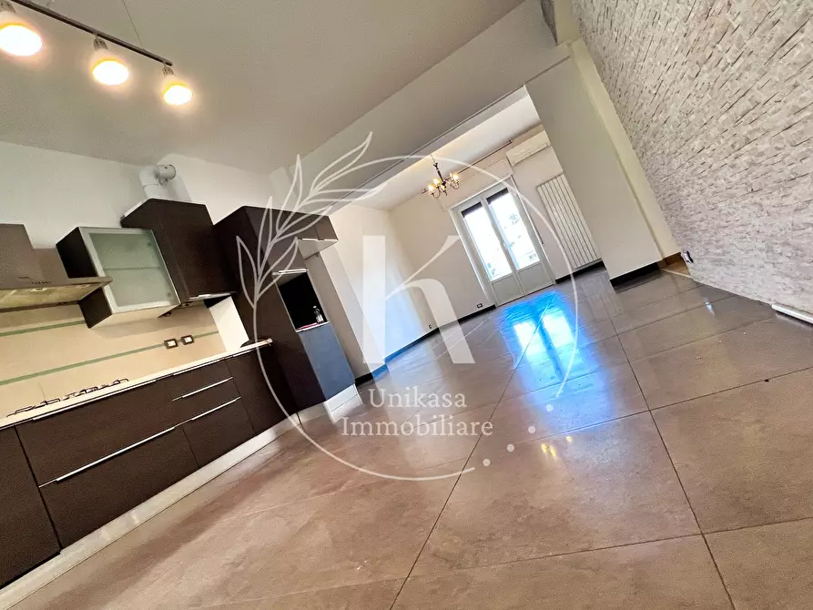 Immagine 35 di Pentalocale in vendita  in Piazza Aurelio Saffi a Savona