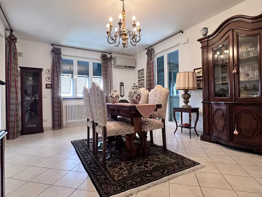 Immagine 43 di Villa in vendita  in Via Alla Strà a Savona