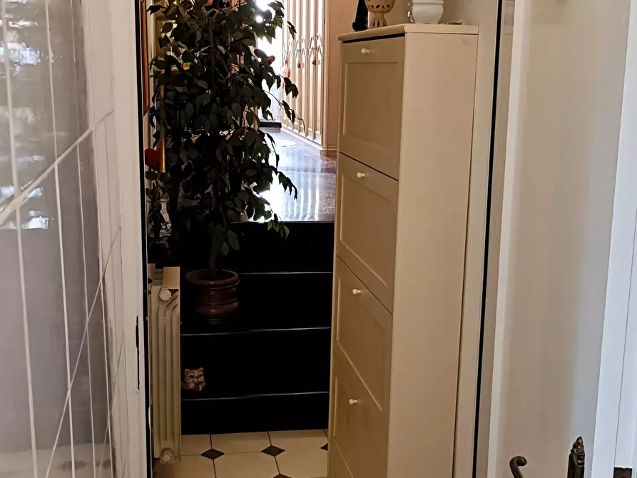 Immagine 23 di Quadrilocale in vendita  in Piazza dei Consoli a Savona