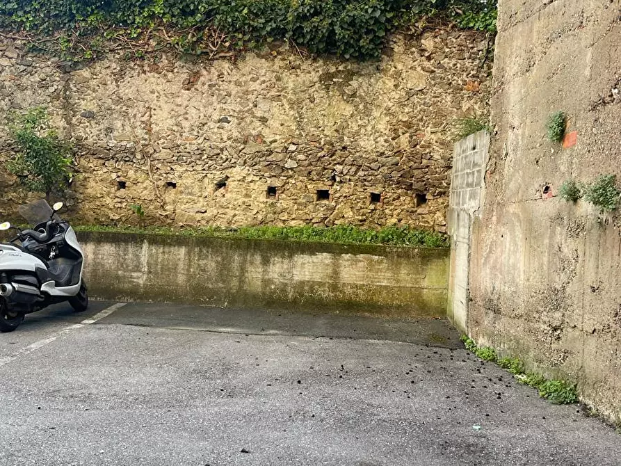 Immagine 7 di Garage in vendita  in Via Francesco Mignone a Savona