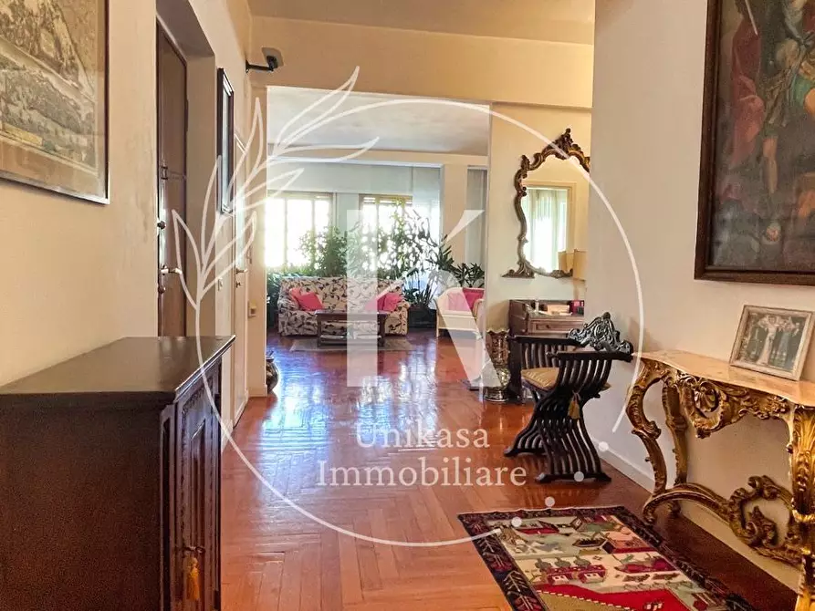 Immagine 19 di Pentalocale in vendita  in Piazza Guglielmo Marconi a Savona