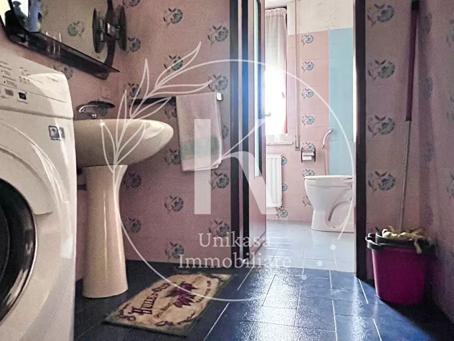 Immagine 10 di Quadrilocale in vendita  in Via Giobatta Brandini 13 a Quiliano