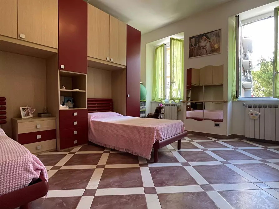 Immagine 27 di Quadrilocale in vendita  in Via Nicolò Cesare Garroni a Savona