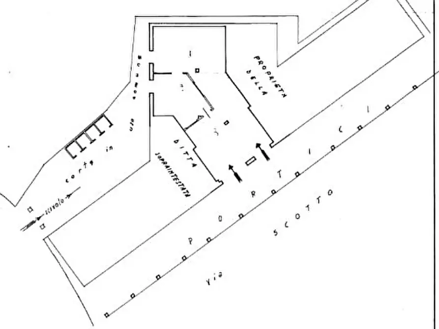 Immagine 1 di Magazzino in vendita  in Via Ignazio Scotto a Savona