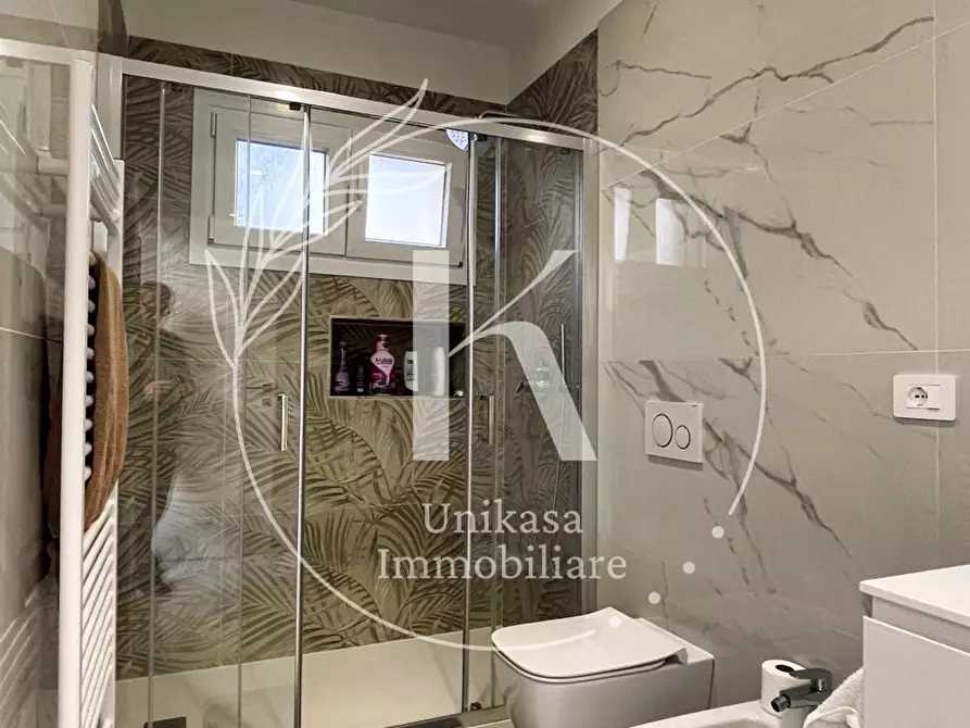 Immagine 26 di Pentalocale in vendita  in Via XX Settembre 31 a Savona