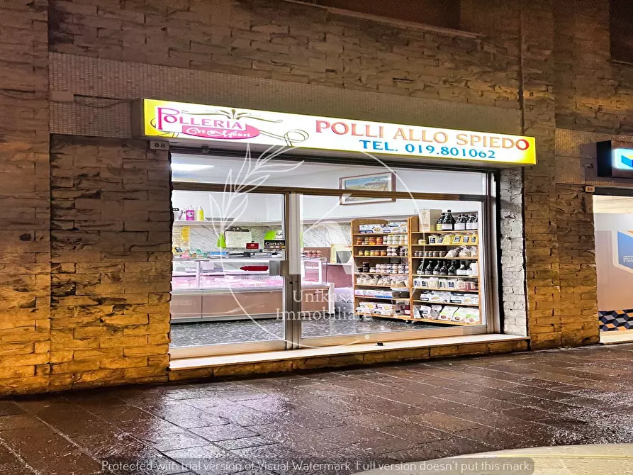 Immagine 9 di Attività commerciale in vendita  in Corso Tardy e Benech a Savona