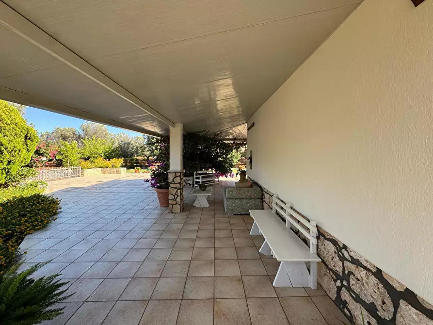 Immagine 12 di Villa in vendita  in Strada Provinciale 29 a Ceglie Messapico