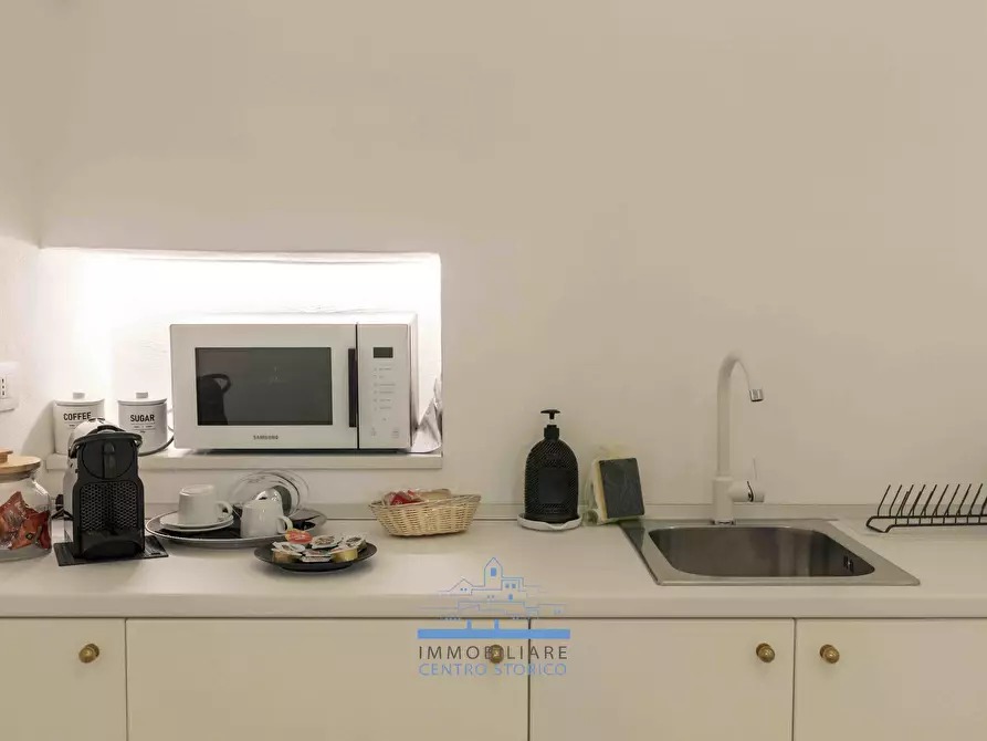 Immagine 50 di Palazzo in vendita  in Via Luca Mindelli a Ostuni